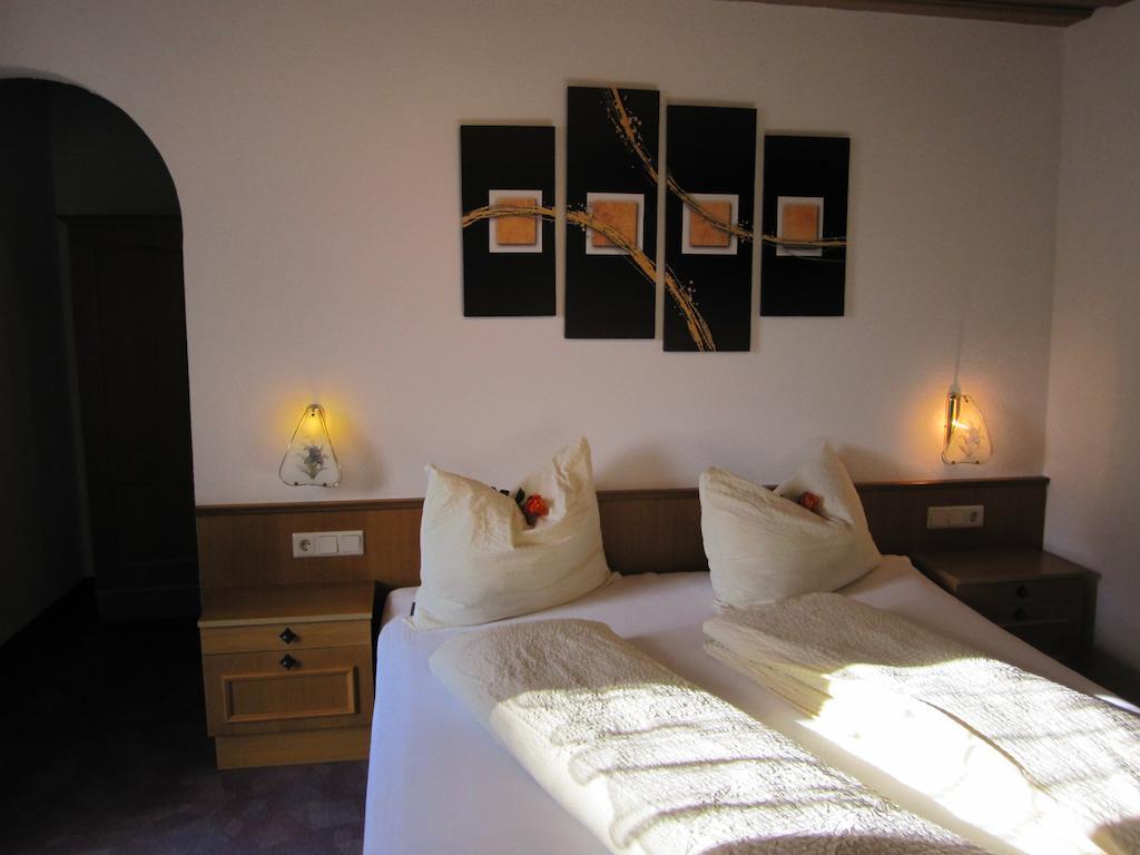 Haus Arosa Apartment Kappl  Phòng bức ảnh