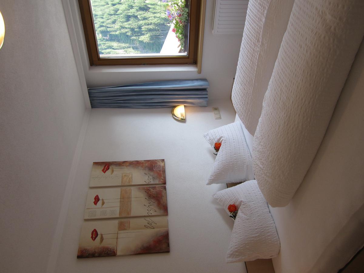 Haus Arosa Apartment Kappl  Phòng bức ảnh